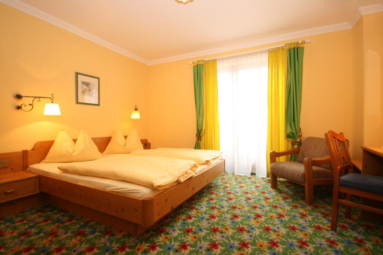 Two-Bedroom Apartment,331714885:JPEG