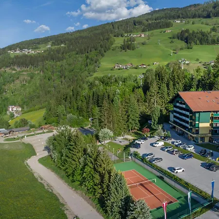 Alpine Club Resort-2
