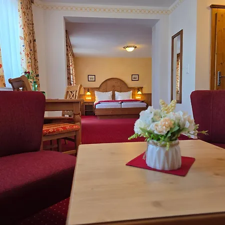 Hotel Garni Landhaus Trenkenbach-2